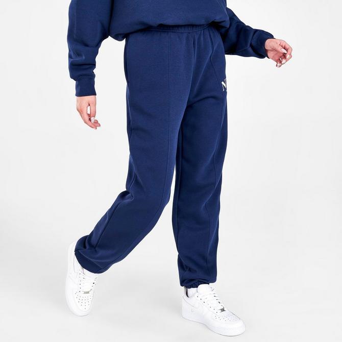 商品NIKE|Women's Nike Sportswear Collection Essentials Collegiate Fleece Jogger Pants,价格¥298,第5张图片详细描述