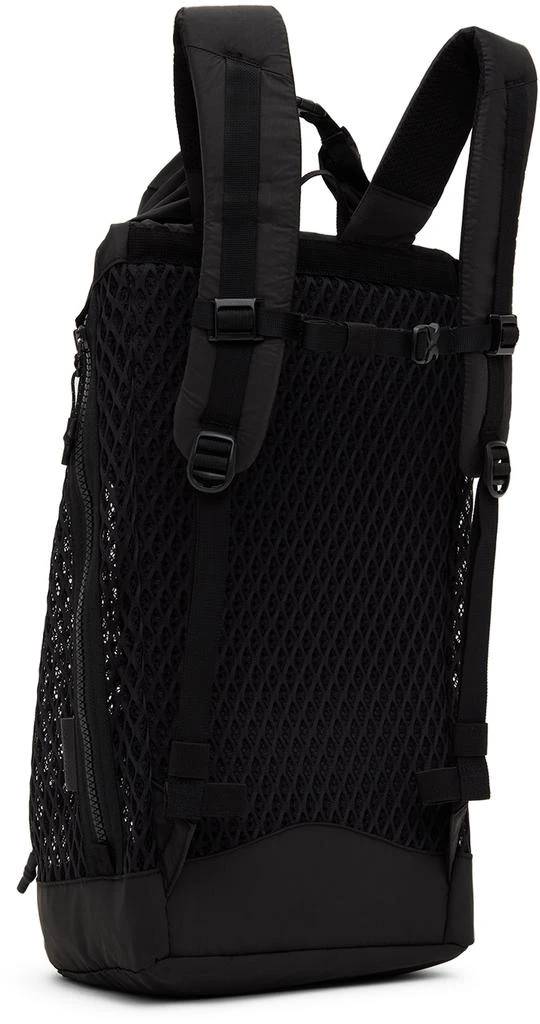 商品Snow Peak|Black Mesh Backpack,价格¥1110,第3张图片详细描述