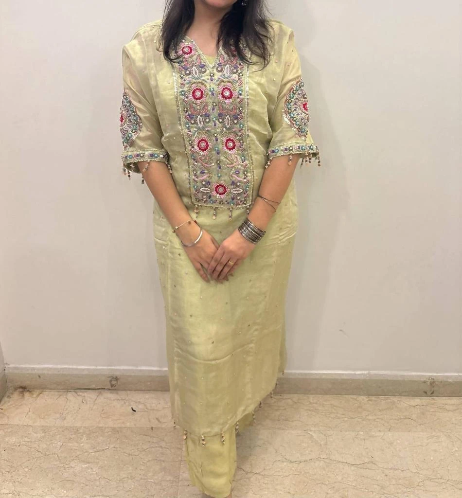 商品Zaalima Fashion|Zaalima Fashion - Elegant Tulfi Suit Set with Handcrafted Embroidery,价格¥494,第2张图片详细描述