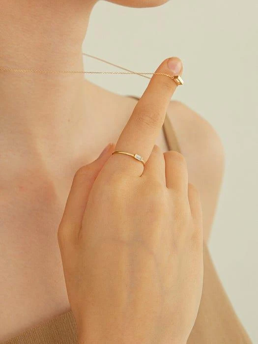 商品LUNNE|14k Baguette Stone Ring,价格¥1273,第2张图片详细描述