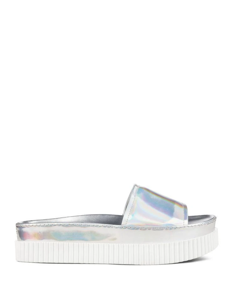 商品KENDALL and KYLIE|Women's Isla Metallic Platform Slide Sandals,价格¥363,第2张图片详细描述