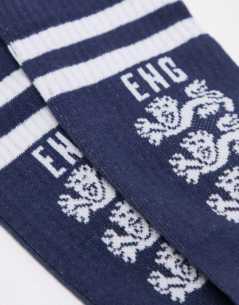 商品ASOS|ASOS DESIGN sports socks in navy with England design,价格¥44,第2张图片详细描述