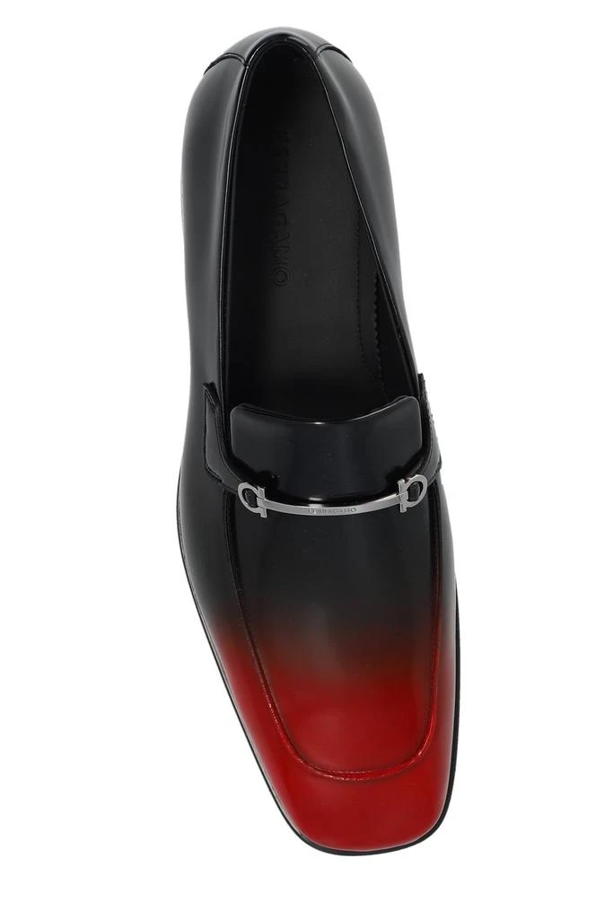 商品Salvatore Ferragamo|Salvatore Ferragamo Gancini-Plaque Slip-On Loafers,价格¥3936,第4张图片详细描述