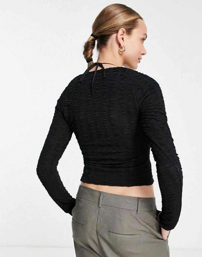 商品Topshop|Topshop textured multi strap long sleeve top in black,价格¥267,第4张图片详细描述