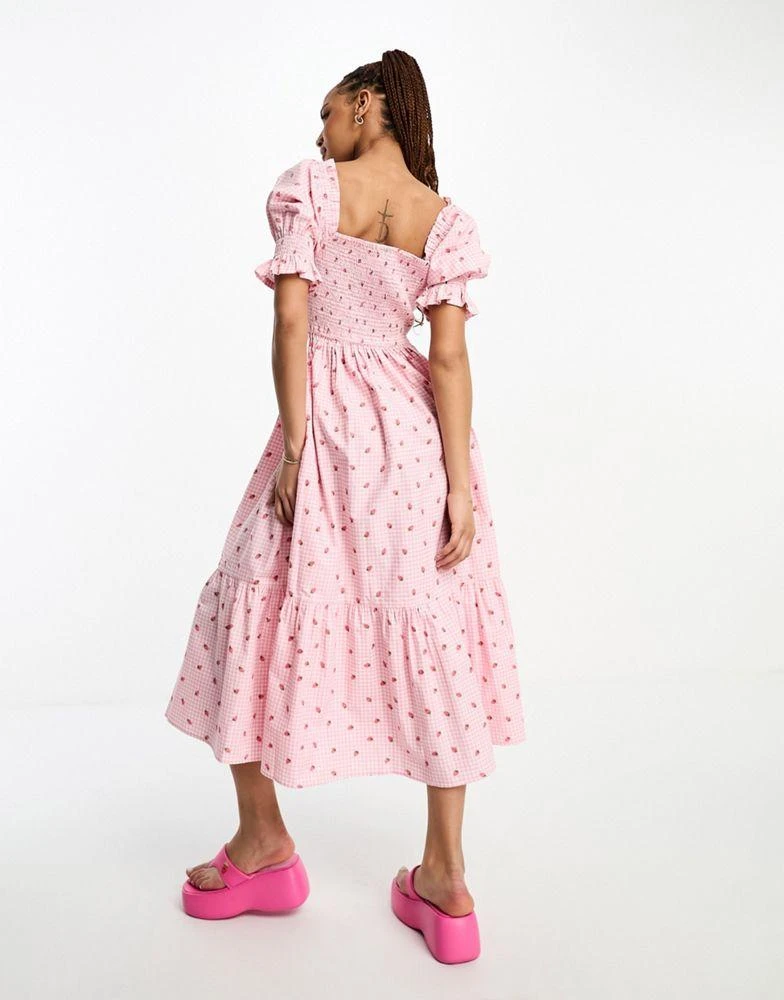 商品Influence|Influence cotton poplin gingham midi dress with strawberry embroidery in pink,价格¥264,第3张图片详细描述