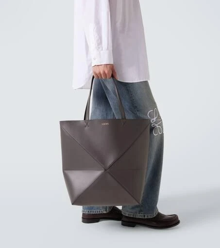 商品Loewe|Puzzle Fold XL号皮革托特包,价格¥21164,第2张图片详细描述