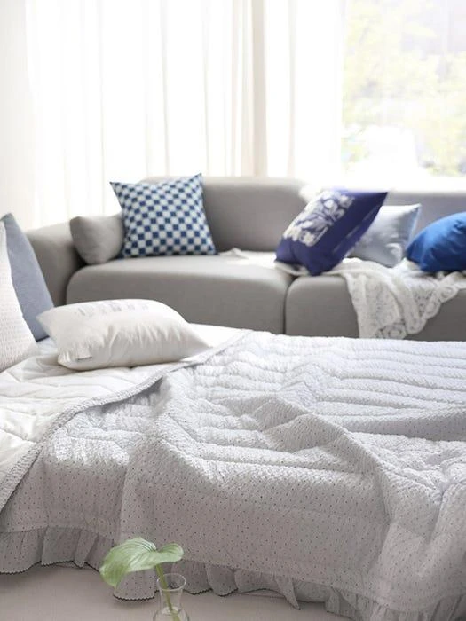 商品BELLELIFE|Dots Bamboo Seersucker Summer Quilted Comforter,价格¥1758,第5张图片详细描述