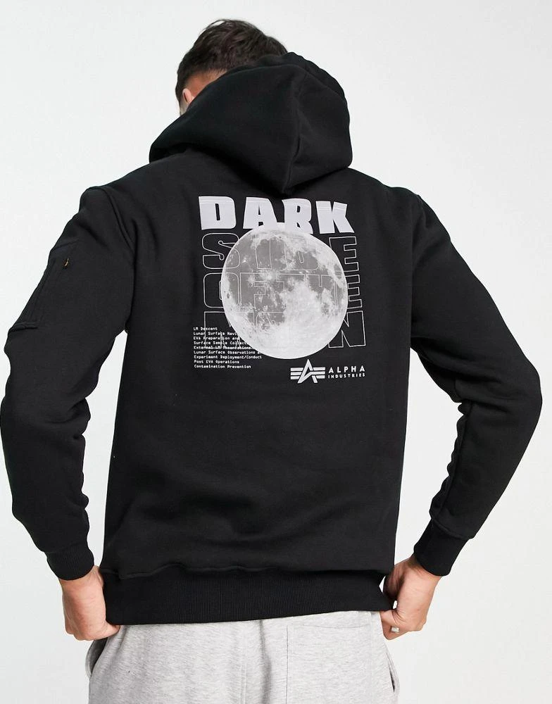 商品Alpha Industries|Alpha Industries reflective dark side back print hoodie in black,价格¥1061,第2张图片详细描述