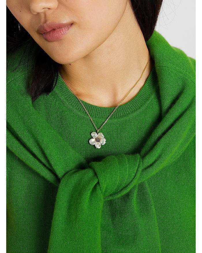 商品Kate Spade|Floral Frenzy Cultured Freshwater Pearl Flower Mini Pendant Necklace in Gold Tone, 16"-19",价格¥630,第4张图片详细描述