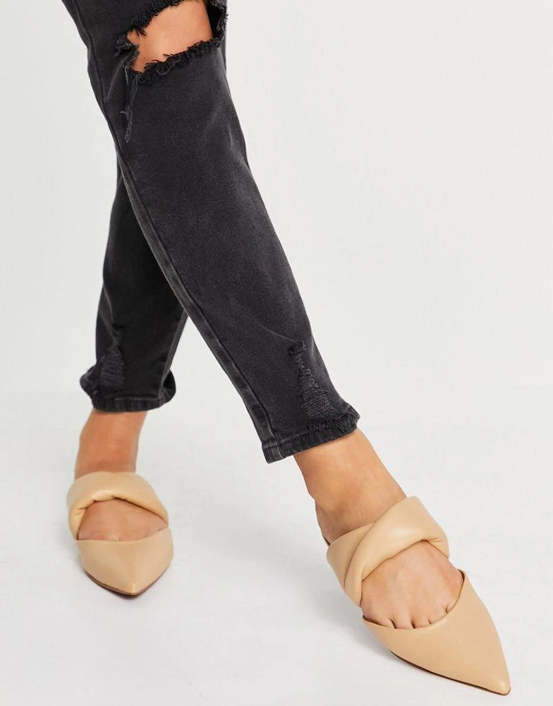 商品ASOS|ASOS DESIGN Leeway padded twist flat mules in camel,价格¥104,第1张图片
