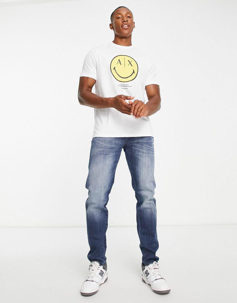Armani Exchange x Smiley Face t-shirt in white商品第3张图片规格展示
