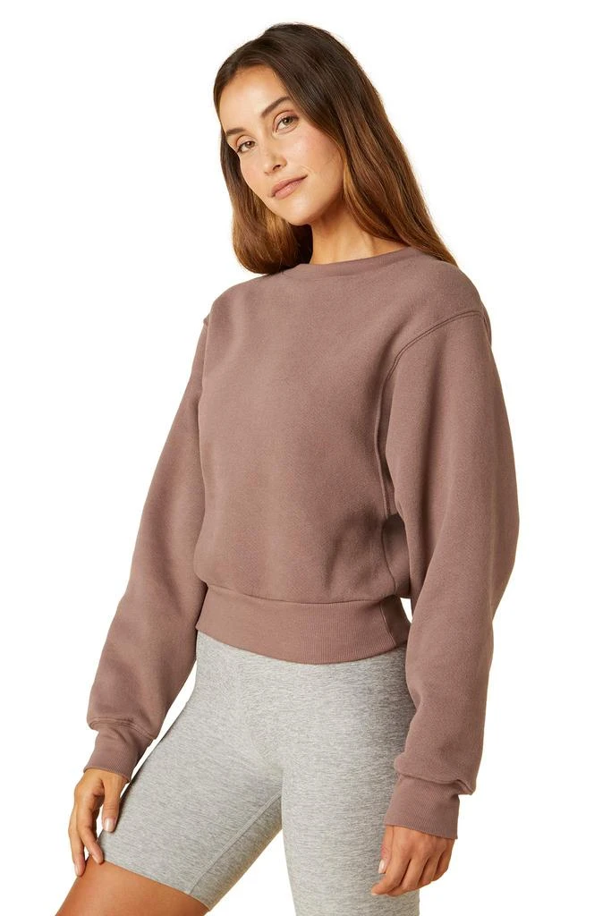 商品Beyond yoga|WFH Fleece Cropped Crew - Sienna Brown,价格¥967,第2张图片详细描述