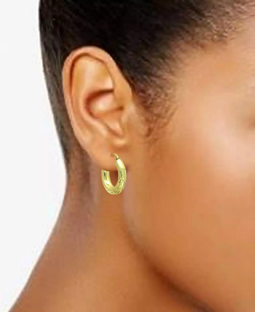 商品Giani Bernini|Small Textured Hoop Earrings in 18k Gold-Plated Sterling Silver, 1" Created for Macy's,价格¥184,第2张图片详细描述