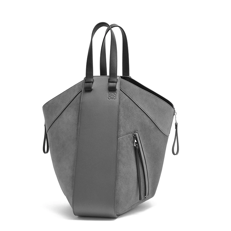 商品Loewe|【包税】LOEWE/罗意威 2021秋冬新款 Hammock系列 女士无烟煤色小牛皮和绒面革钩扣单肩手提托特包0010618221,价格¥20190,第1张图片