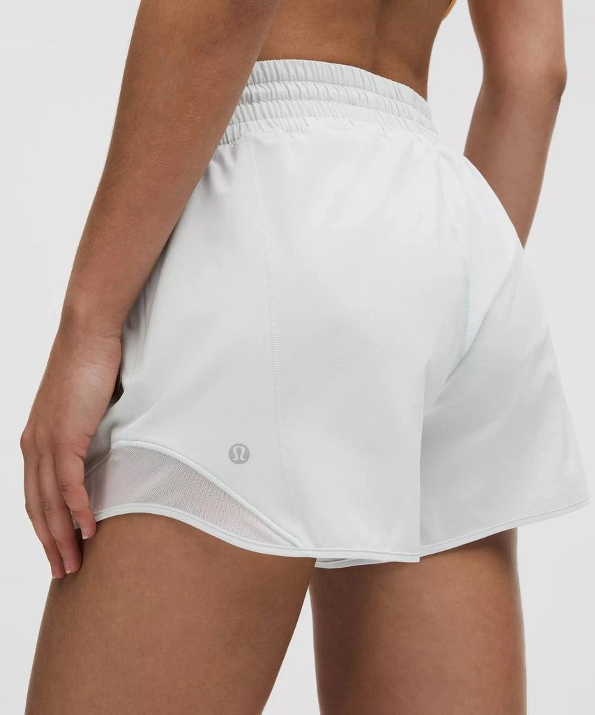 Hotty Hot High-Rise Lined Short 4" 商品