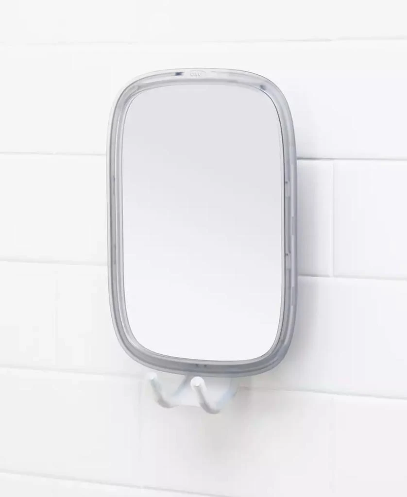 商品OXO|Good Grips StrongHold Suction Fog-Resistant Shower Mirror,价格¥172,第4张图片详细描述