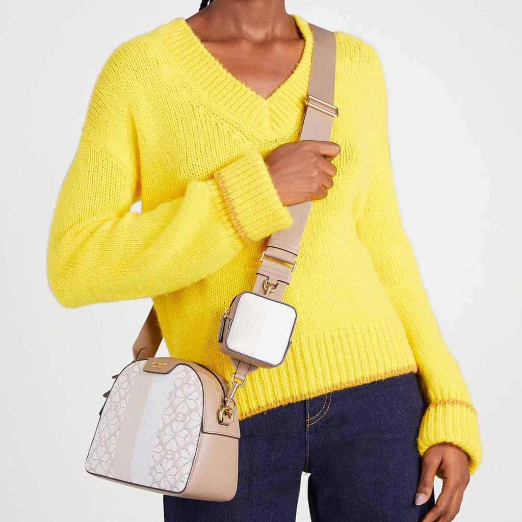 商品Kate Spade|Kate Spade New York Addy Flower Jacquard Cross-Body Bag,价格¥1418,第2张图片详细描述