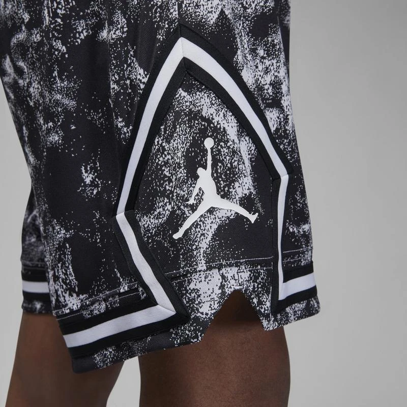 商品Jordan|Jordan Sport AOJ Diamond Shorts - Men's,价格¥303,第5张图片详细描述