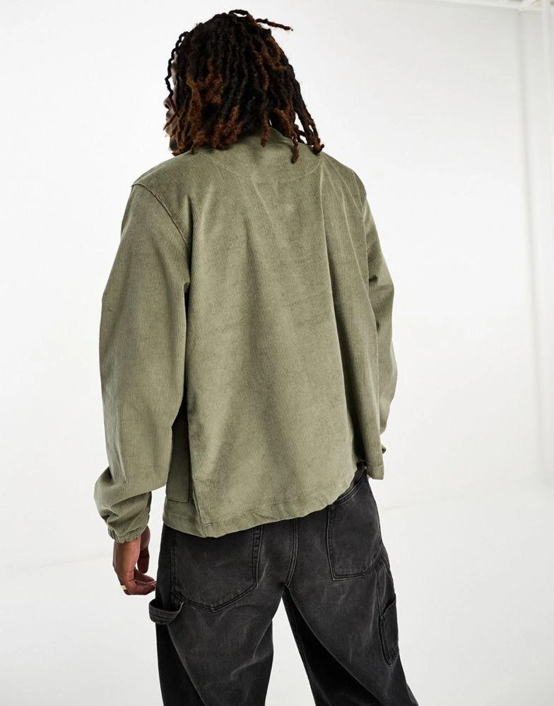 商品Columbia|Columbia Spencer Butte cord shirt jacket in khaki exclusive to ASOS,价格¥210,第3张图片详细描述