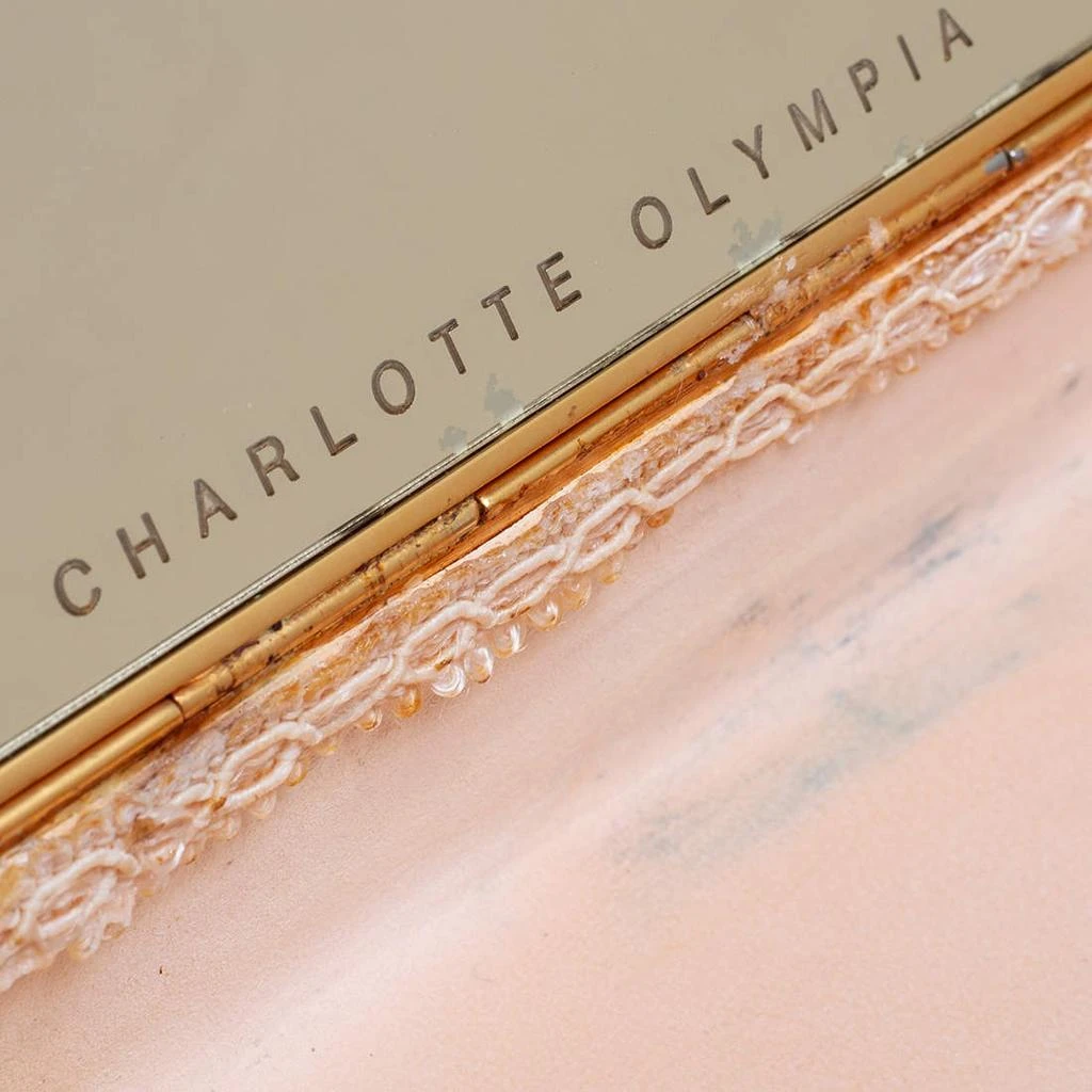 Charlotte Olympia Gold Metal Clutch 商品