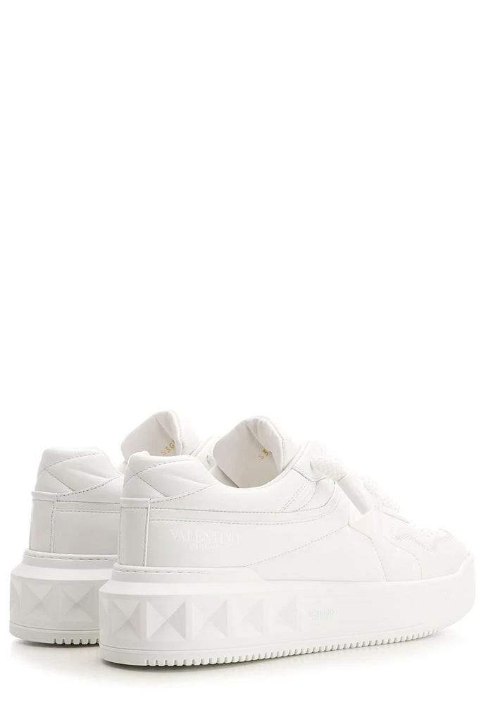 商品Valentino|Valentino Garavani One Stud Low-Top Sneakers,价格¥6718,第3张图片详细描述