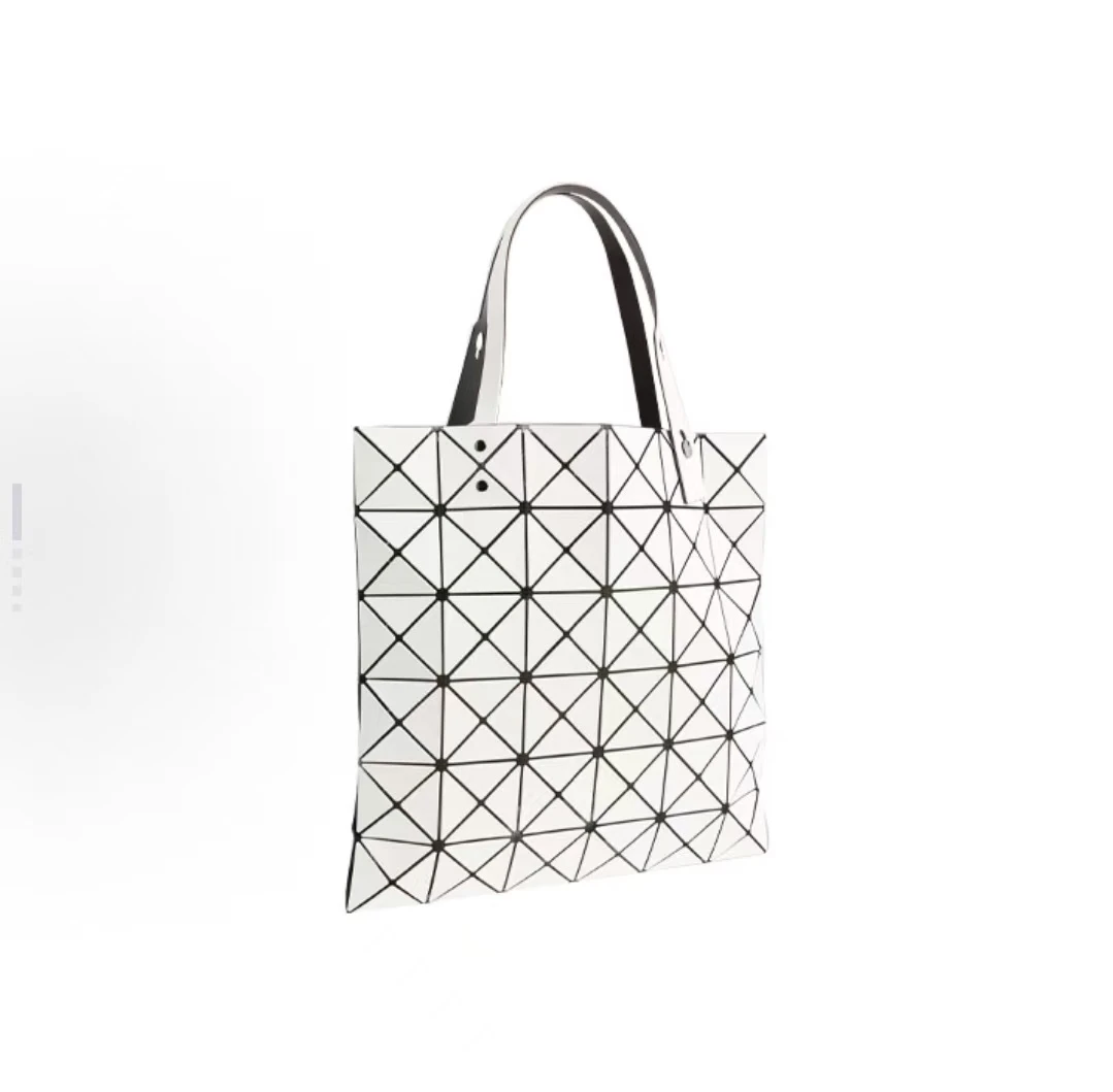 三宅一生 ISSEY MIYAKE Lucent系列 六格亮面大容量 人造革 托特包Tote包购物袋电脑包单肩手提包 女款 白色 商品