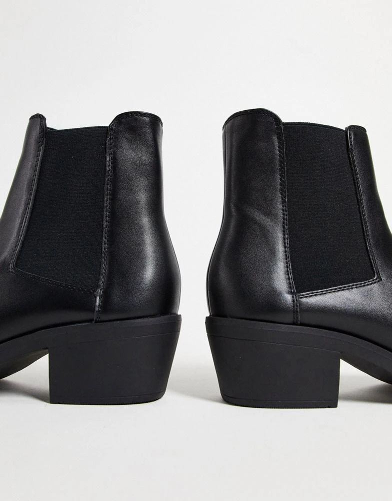 商品ASOS|ASOS DESIGN cuban heel western chelsea boots in black faux leather with metal hardware,价格¥244,第4张图片详细描述