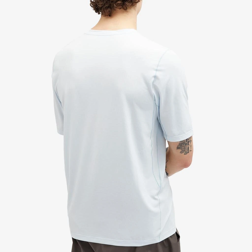 商品Arc'teryx|Arc'teryx Cormac T-Shirt,价格¥599,第3张图片详细描述