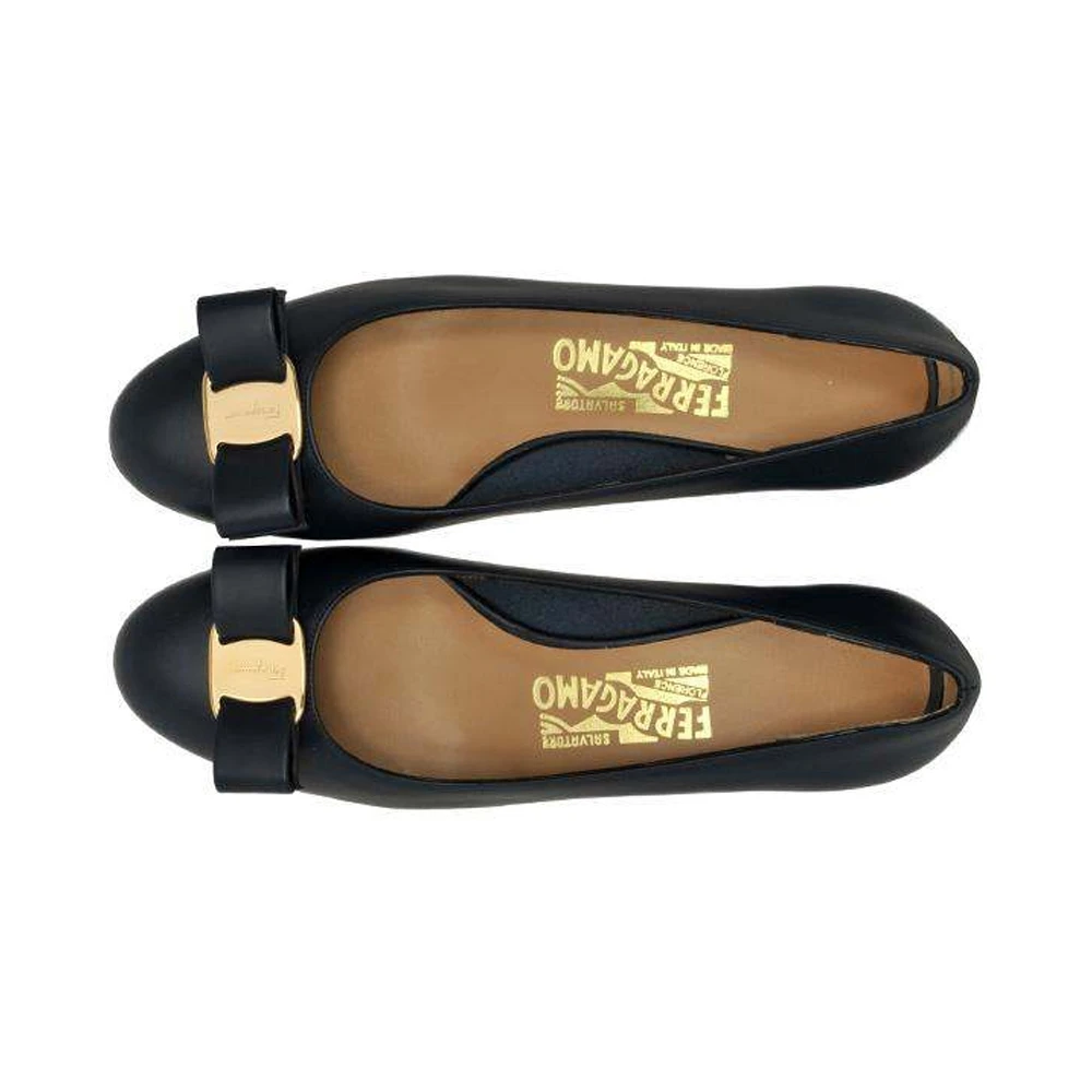 SALVATORE FERRAGAMO 女士深蓝色牛皮蝴蝶结装饰低跟船鞋 01-B221-574010 商品