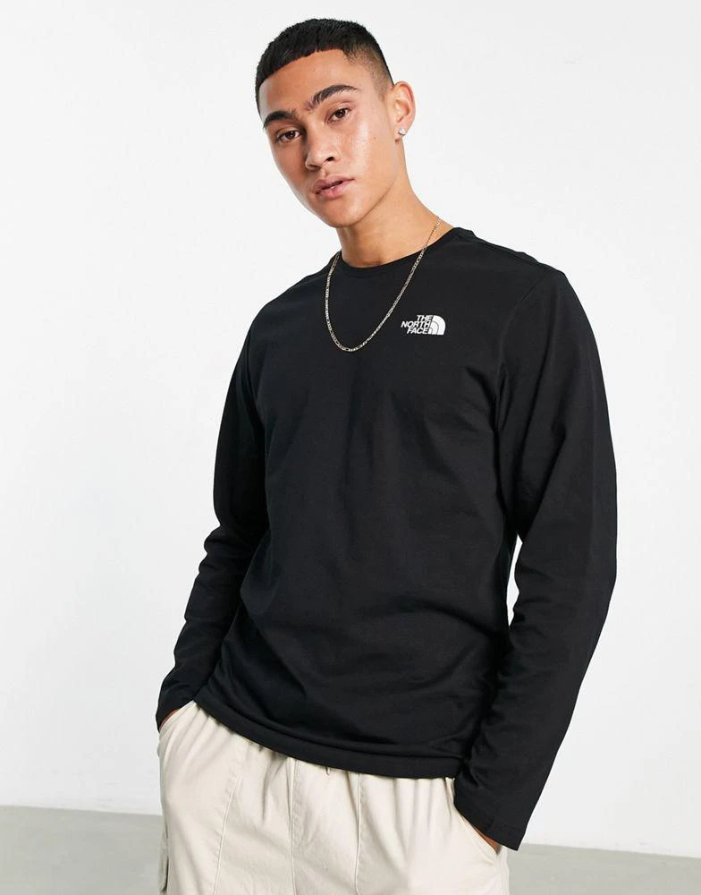 商品The North Face|The North Face Mountain Outline back print long sleeve t-shirt in black Exclusive at ASOS,价格¥294,第2张图片详细描述