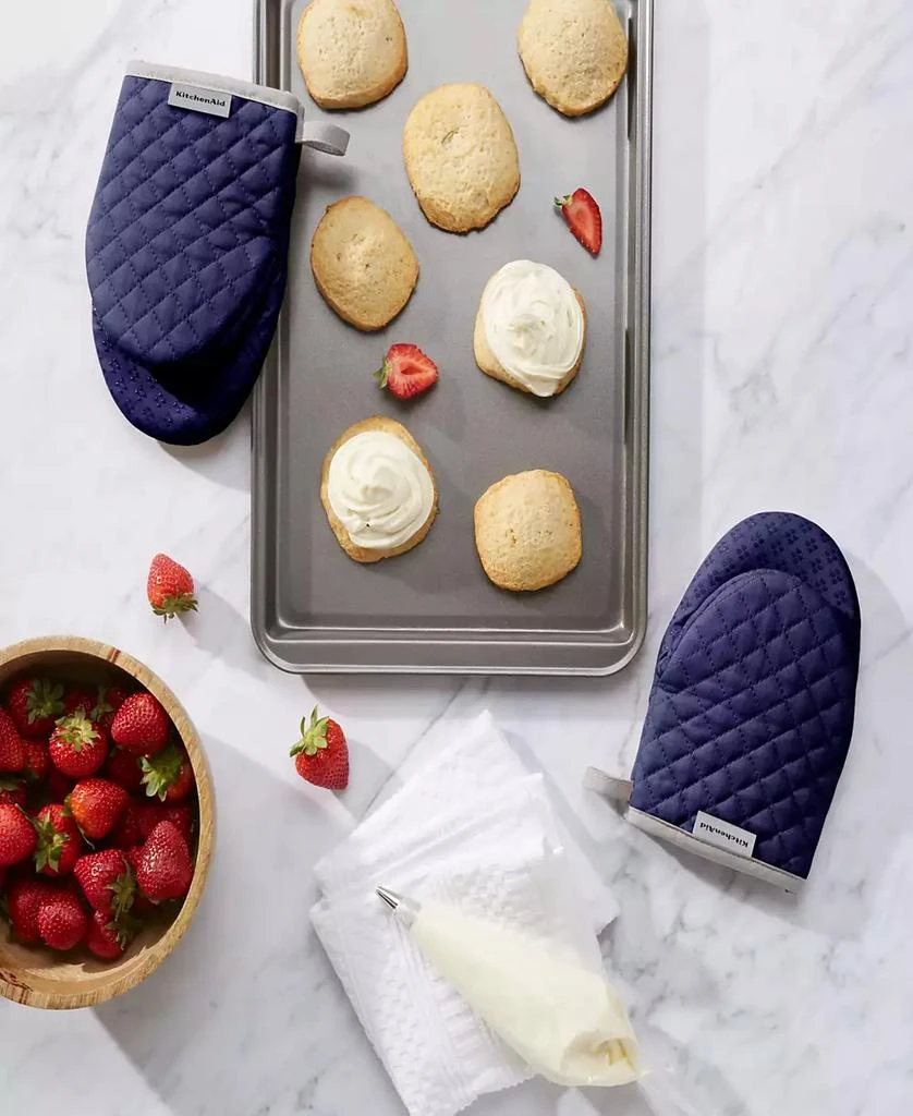 商品KitchenAid|Asteroid Mini Oven Mitt Set, 2 Piece,价格¥245,第4张图片详细描述