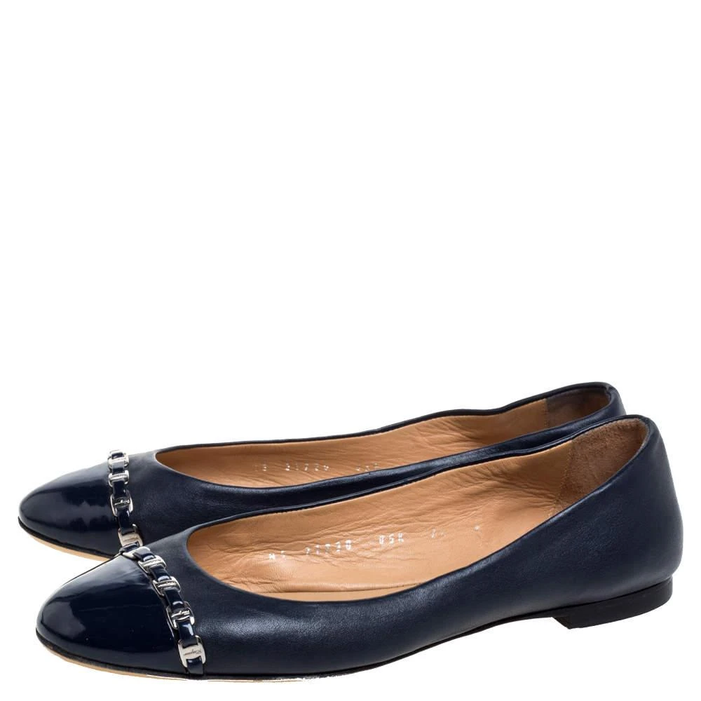 商品[二手商品] Salvatore Ferragamo|Salvatore Ferragamo Navy Blue Leather Pim Chain Ballet Flats Size 38,价格¥2050,第4张图片详细描述