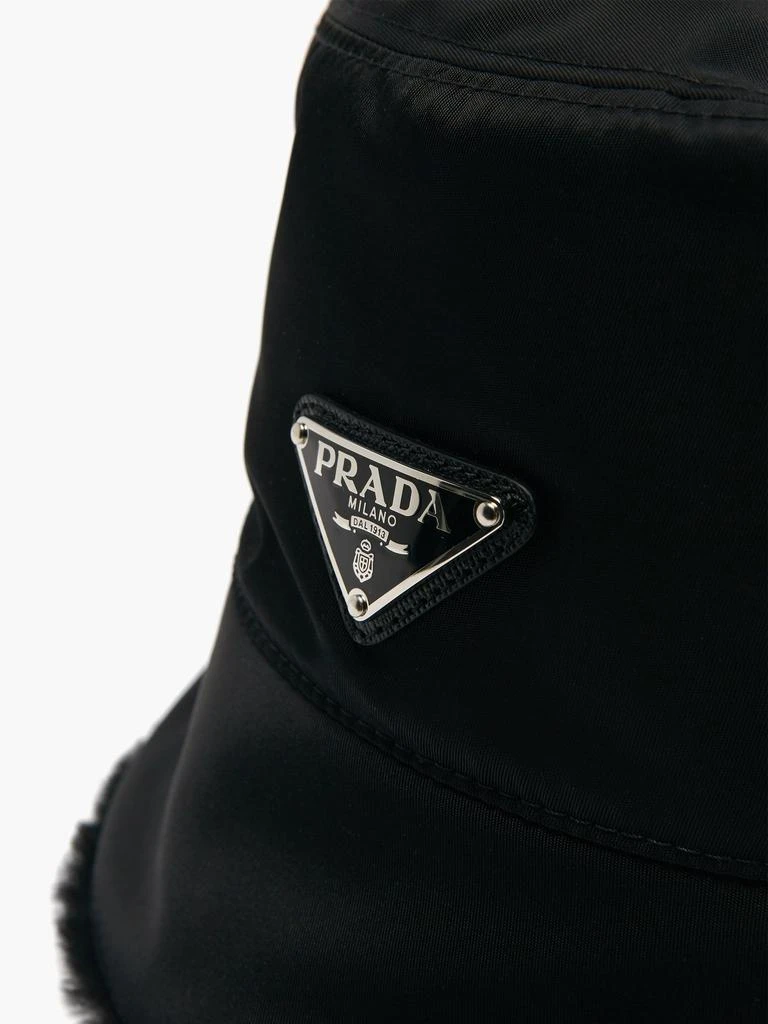 商品Prada|Triangle logo-plaque Re-Nylon bucket hat,价格¥3879,第2张图片详细描述