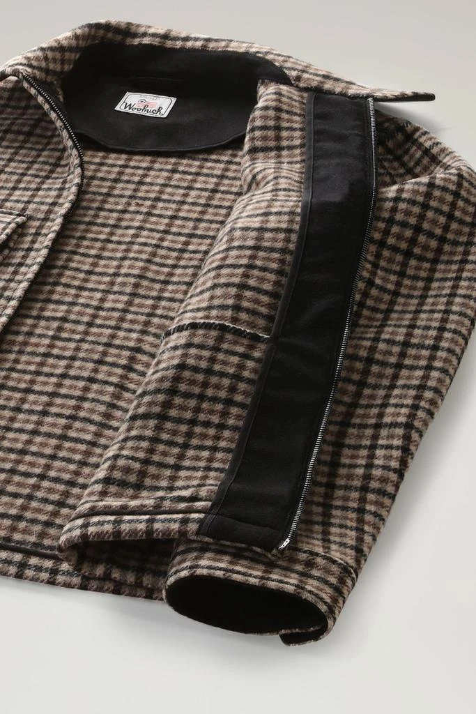 商品Woolrich|Wool Blend Zip-front Plaid Flannel Overshirt,价格¥2399,第5张图片详细描述