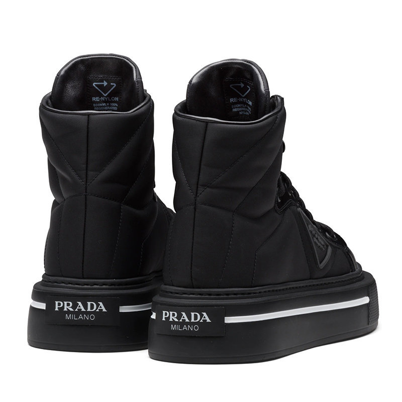 商品Prada|【预售3-7天】PRADA/普拉达 21年秋冬 Macro Re-Nylon系列 女士黑色再生尼龙和亮面皮革高帮运动鞋1T642M_3LF5_F0632_F_B045,价格¥6905,第7张图片详细描述