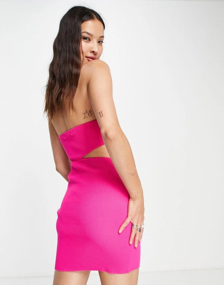 商品Bershka|Bershka cut out halter neck ribbed mini dress in bright pink,价格¥88,第2张图片详细描述