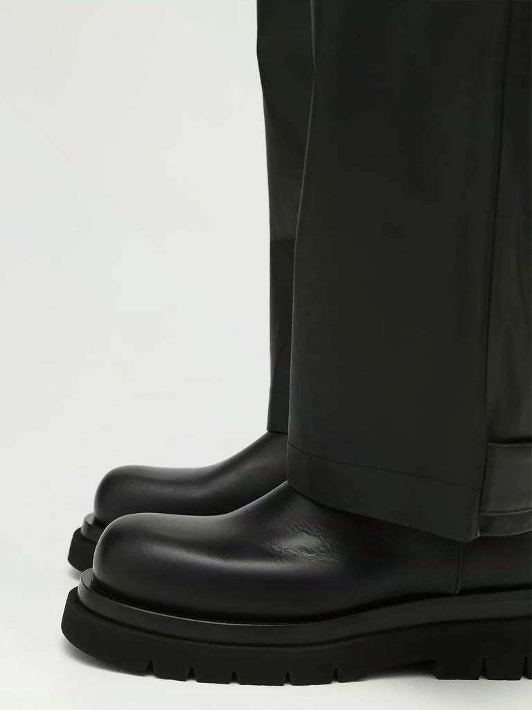 商品Bottega Veneta|Lug Leather Chelsea Mid Boots,价格¥10193,第2张图片详细描述