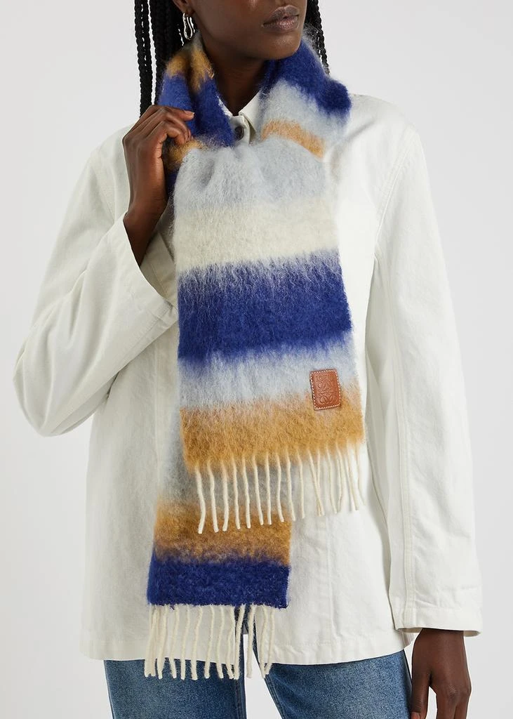 商品Loewe|Striped mohair-blend scarf,价格¥1460,第2张图片详细描述