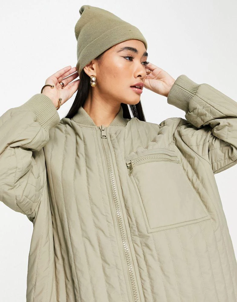 商品Topshop|Topshop quilted bomber liner jacket in sage,价格¥395,第3张图片详细描述