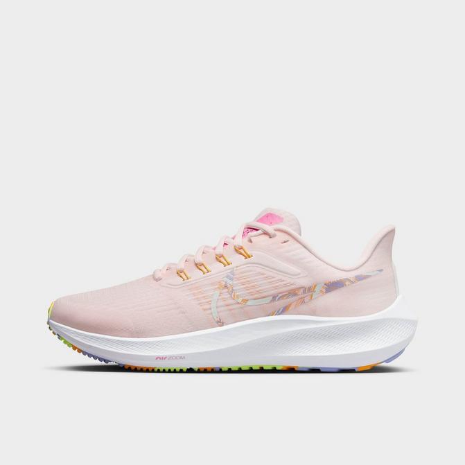 Women's Nike Air Zoom Pegasus 39 Premium Running Shoes商品第1张图片规格展示