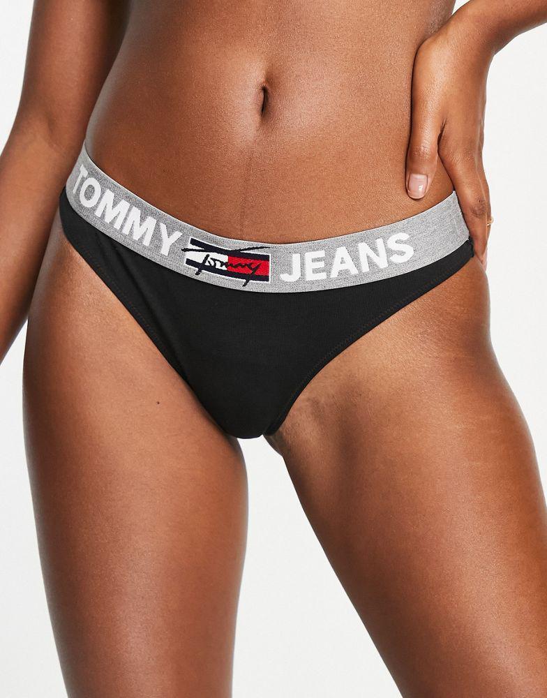 商品Tommy Hilfiger|Tommy Jeans logo thong in black,价格¥74,第1张图片
