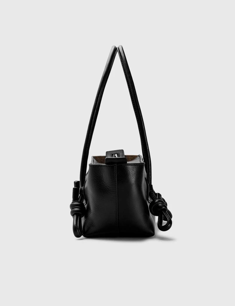 商品Hereu|Fleca Baguette Shoulder Bag,价格¥5395,第2张图片详细描述