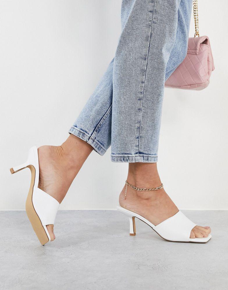 商品Hugo Boss|London Rebel square toe mid heel mule sandals in white,价格¥169,第6张图片详细描述