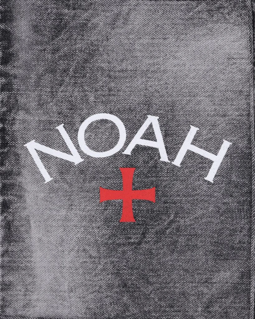 商品Noah|Denim Core Logo Tote Bag Acid Wash,价格¥574,第4张图片详细描述