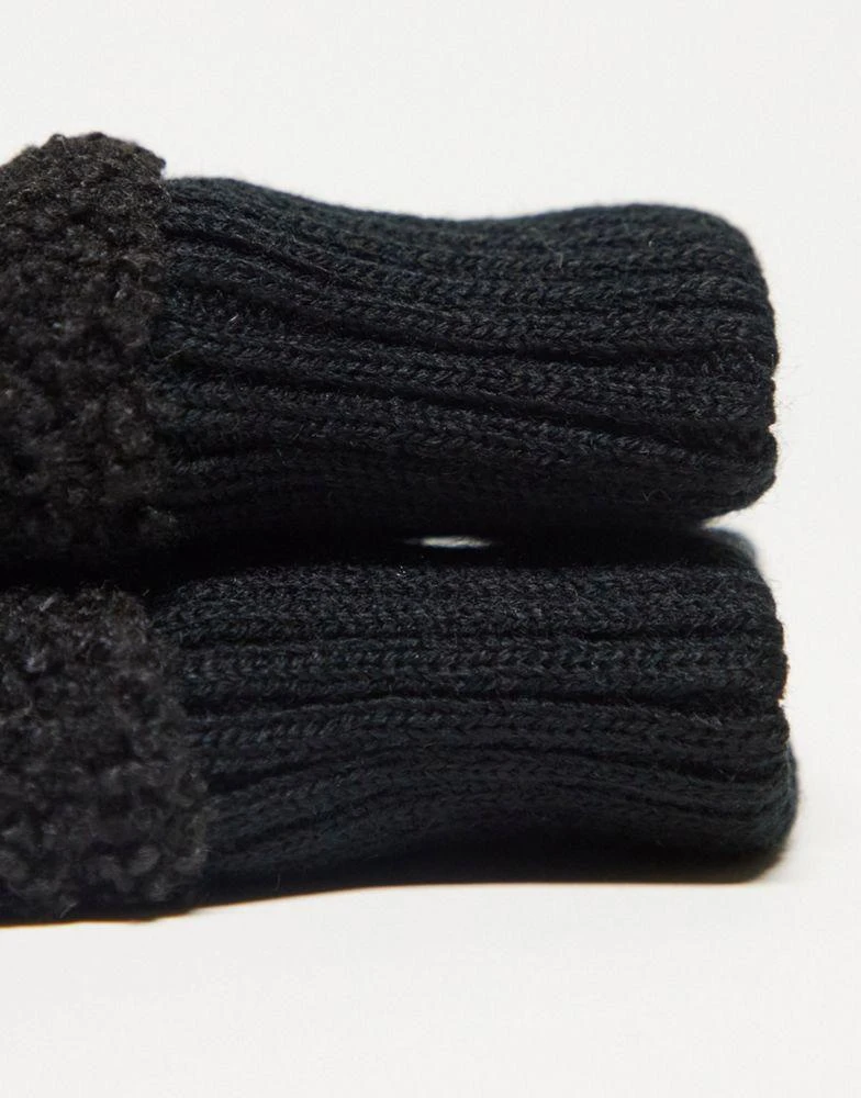 商品COLLUSION|COLLUSION Unisex shearling mitten in black,价格¥97,第3张图片详细描述