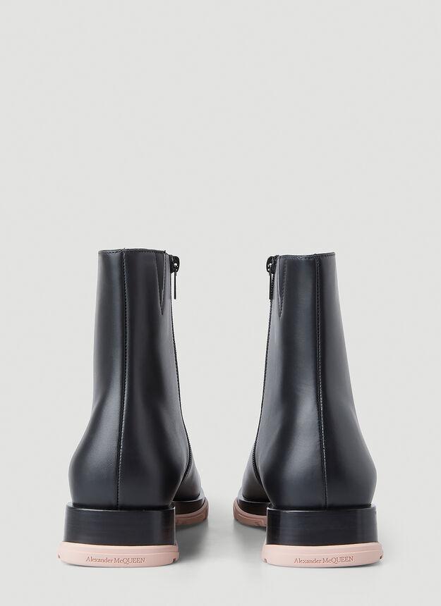 Slim Tread Ankle Boots in Black商品第4张图片规格展示