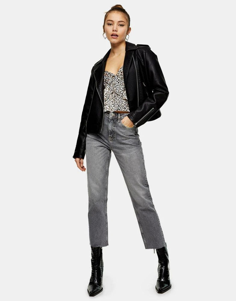 商品Topshop|Topshop straight jeans with ripped hems in grey,价格¥221,第4张图片详细描述