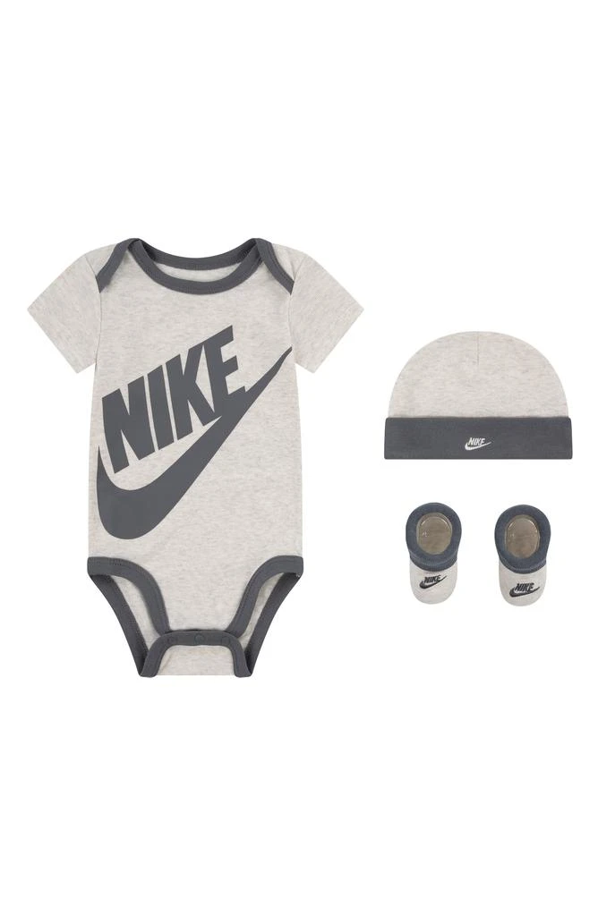 商品NIKE|Bodysuit, Crib Booties & Cap Set,价格¥113,第1张图片