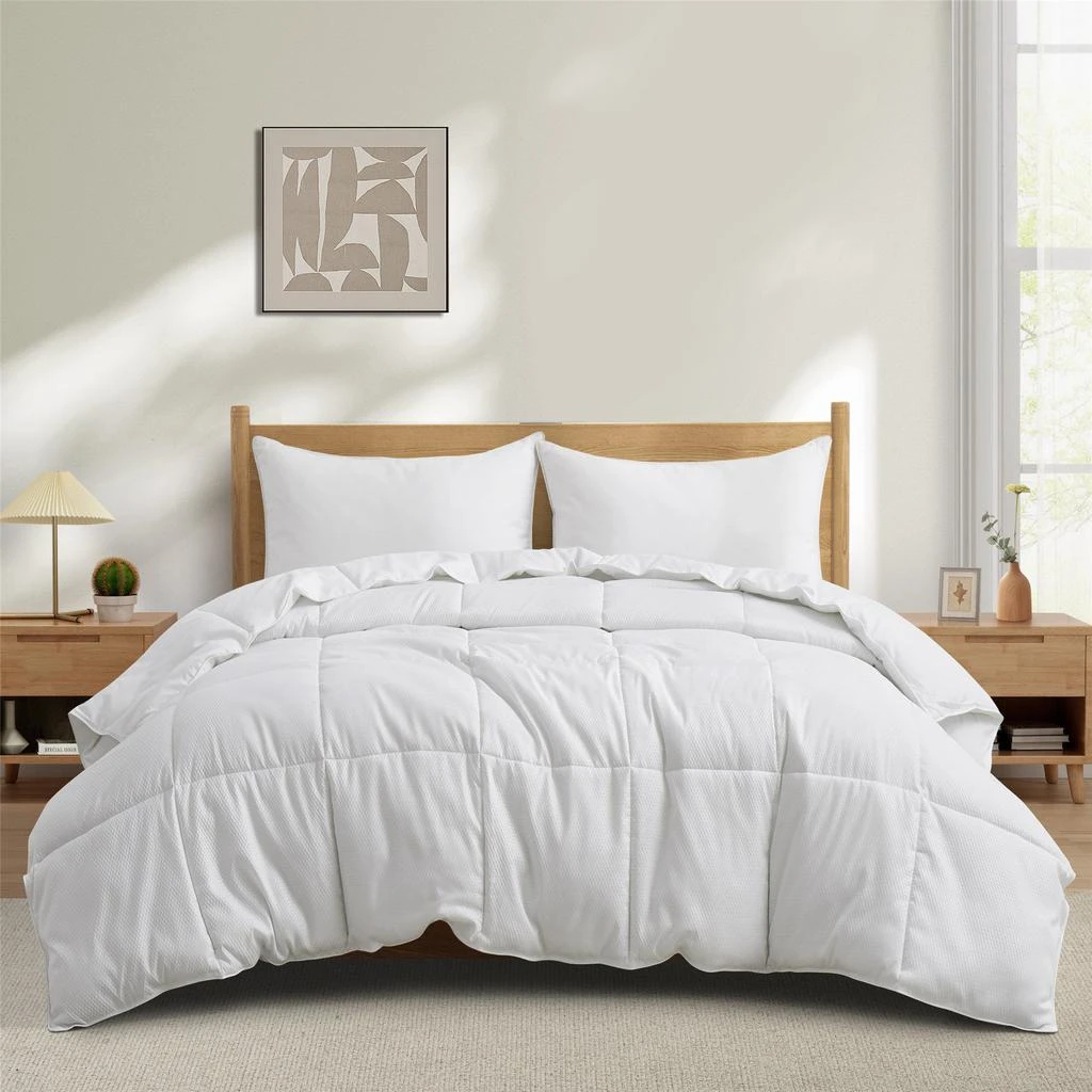 商品Puredown|Peace Nest All Season Down Alternative Comforter,价格¥395,第1张图片