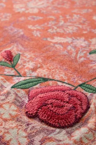 商品Urban Renewal|Urban Renewal Remnants Pavo Rose Rug,价格¥1737,第3张图片详细描述